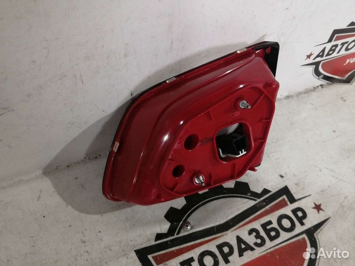 Фонарь внутренний левый Volkswagen Passat B7 11-14