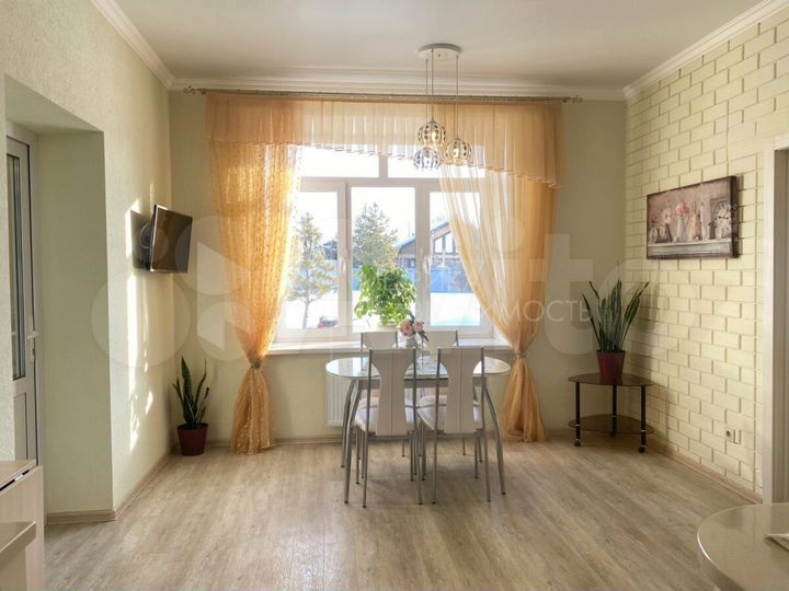 Дом 177 м² на участке 30 сот.