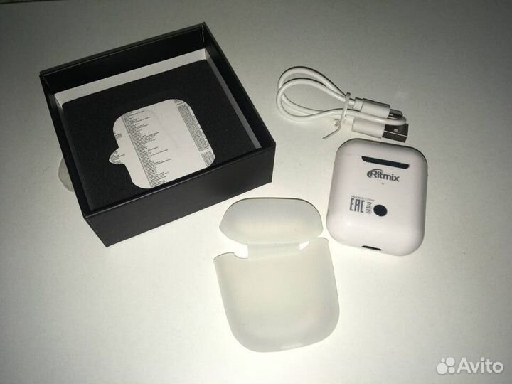 Беспроводные наушники новые