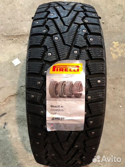 Pirelli Ice Zero 215/65 R16 102T