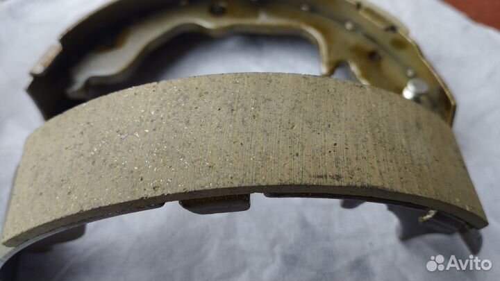 Тормозные колодки mitsubishi lancer 10