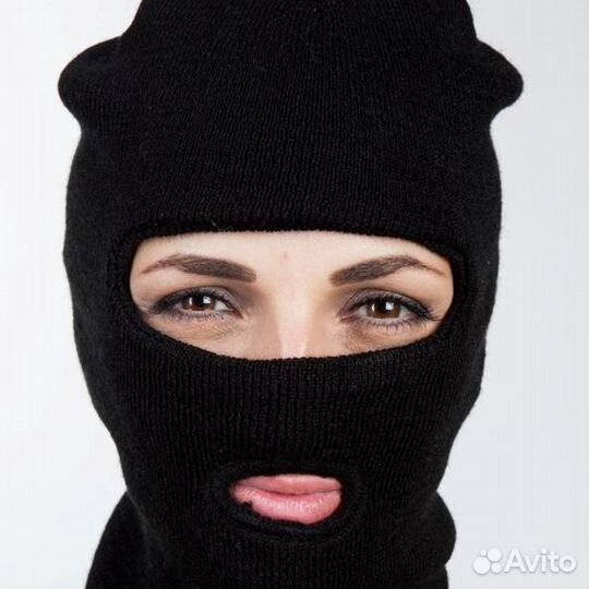 Балаклава для охоты с прорезями для глаз