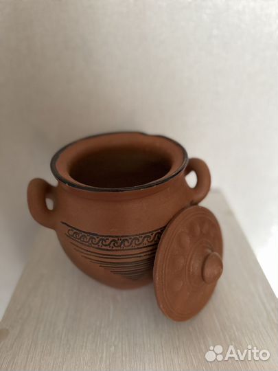 Глиняный горшок для запекания большой