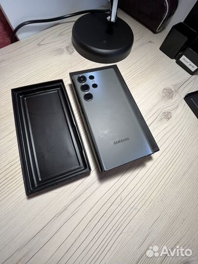 Продам телефон samsung s23 ultra