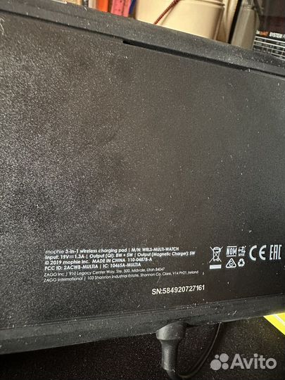 Беспроводное зарядное устройство Mophie 3 в 1