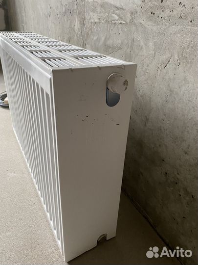 Радиатор Prado Universal с нижним подключением