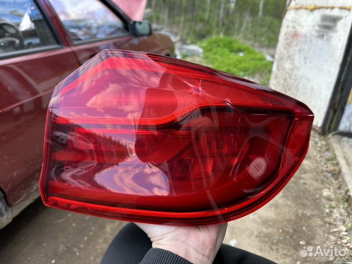 Задний правый фонарь BMW G30