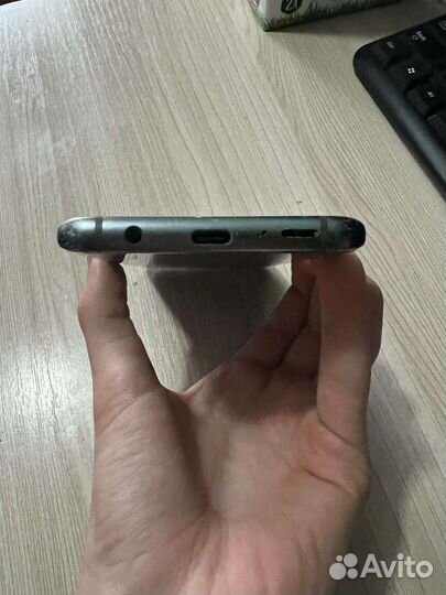 Телефон samsung s9 plus