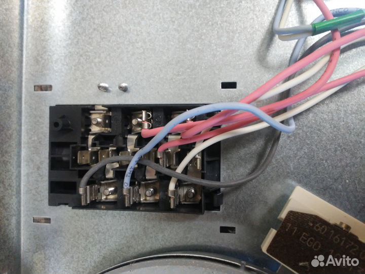 Варочная поверхность hansa BHC63506