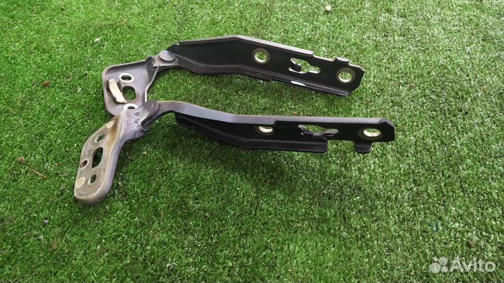 Петли капота пара Audi A6 Allroad C6 AUK 2006