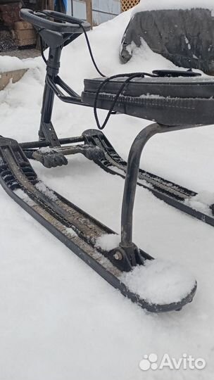 Детский снегокат бу