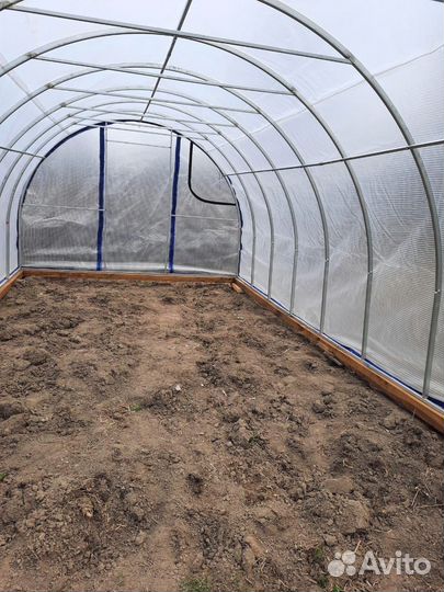 Теплица с чехлом