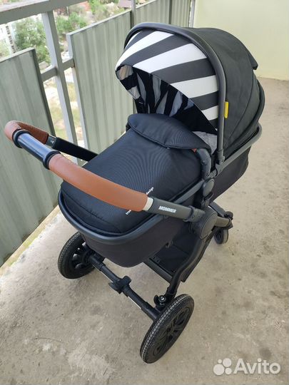 Коляска Happy Baby Mommer