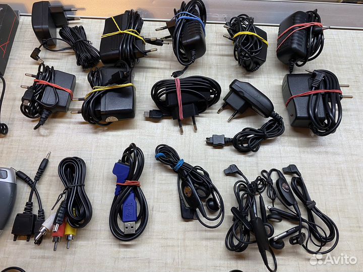 Зарядки и батарейки для старых телефонов