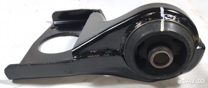 Опора переднего моста правая Kyron 4105009102