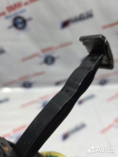 Ограничитель двери задний Bmw Х3 E83 М54В25 2004