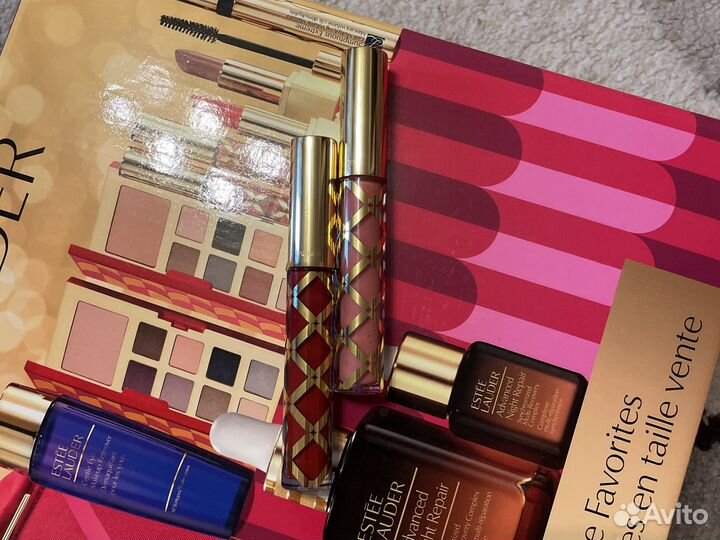 Продам блески для губ новые Estee Lauder