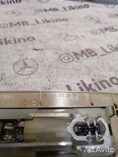 Ручка потолка задняя правая Mercedes Ml W164