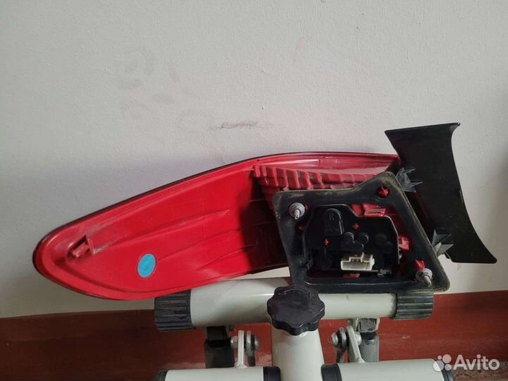 Фонарь задний Peugeot 408