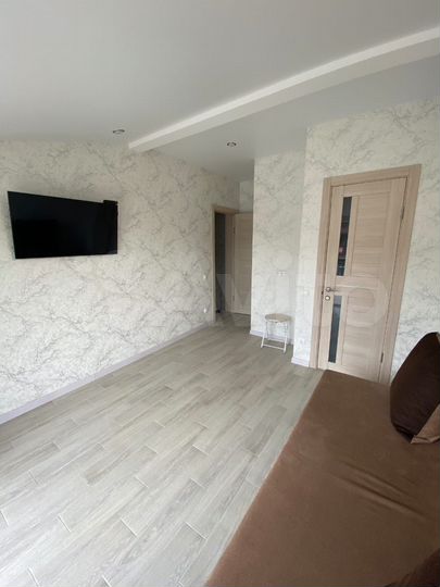 3-к. квартира, 80 м², 1/3 эт.