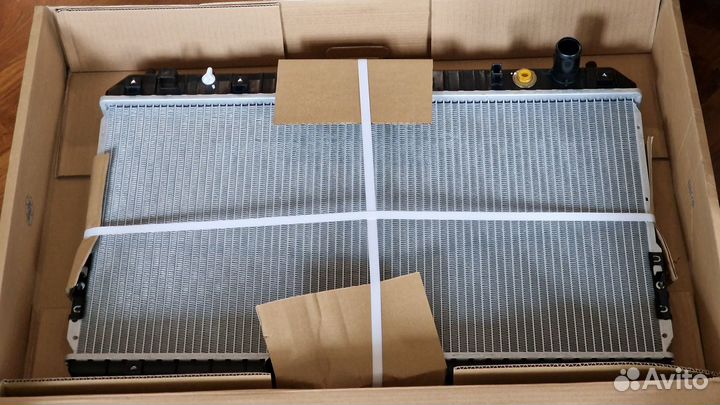 Радиатор, охлаждение двигателя nissens (61634)