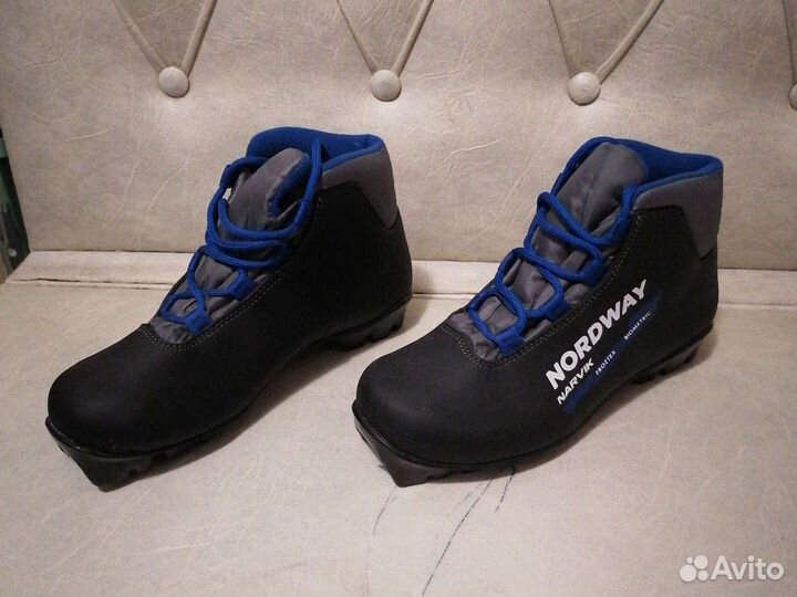 Лыжные ботинки классические