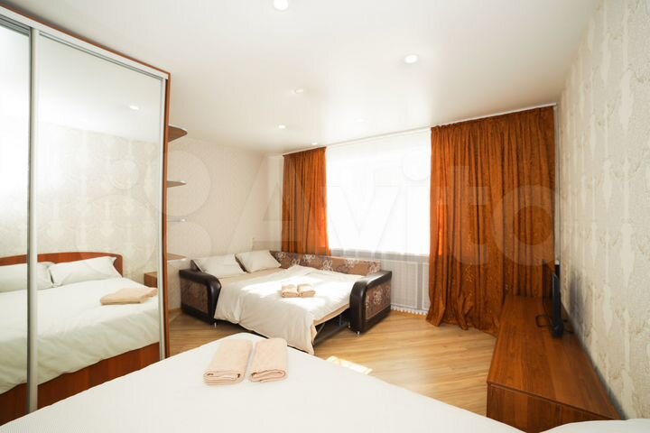 1-к. квартира, 42 м², 1/9 эт.