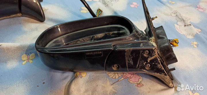 Боковое зеркало тойота L+R