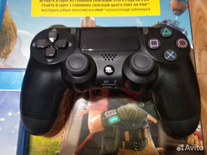 Игровая консоль ps4 pro