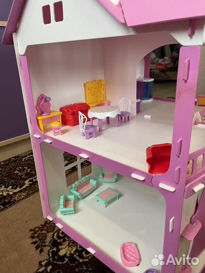 Домик кукольный