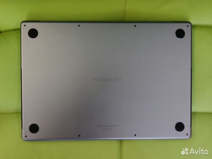 Macbook pro 16 M1 max 64gb 4tb Space gray