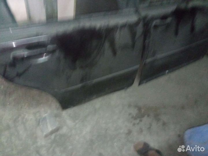 Двери Вольво s40