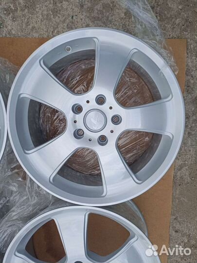Литые диски Weds R17 как новые 114,3