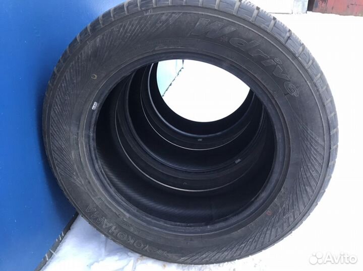 Yokohama W.Drive V902 235/60 R17