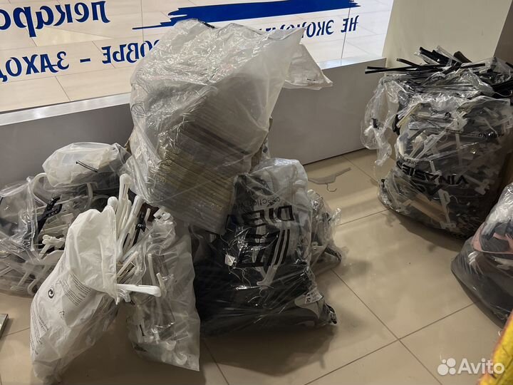 Вешалки плечики