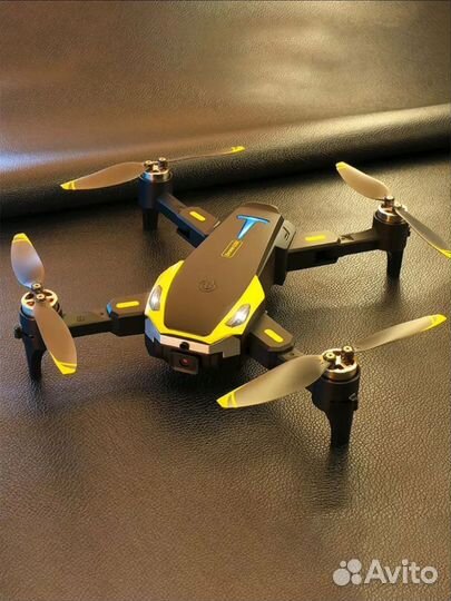 Квадрокоптер с камерой Tesla