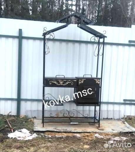 Мангал с крышей