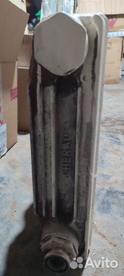 Батарея чугунная