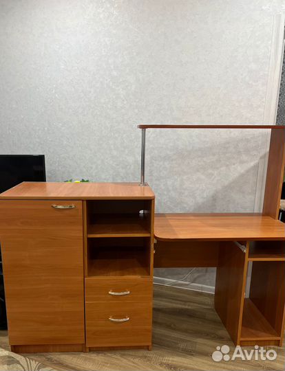 Компьютерный стол