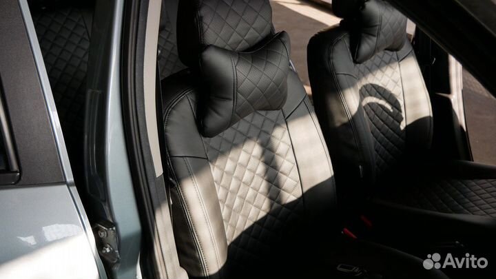 Чехлы из экокожи на Renault Sandero Автопилот