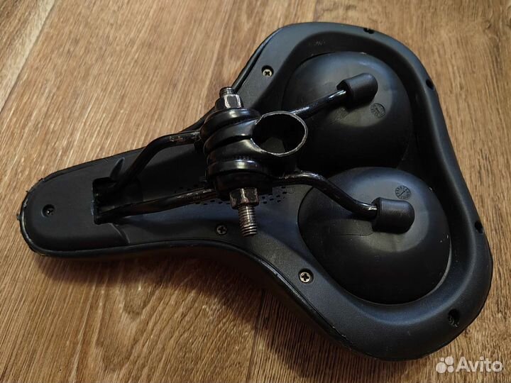 Велосипедное седло