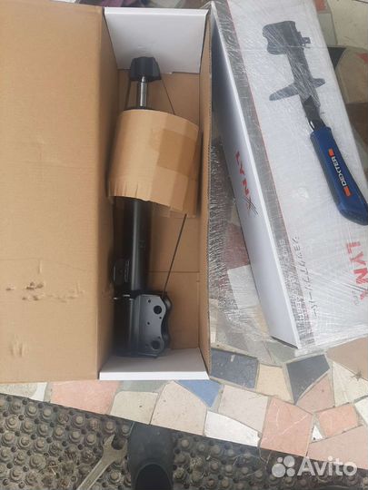 Стойки амортизатора