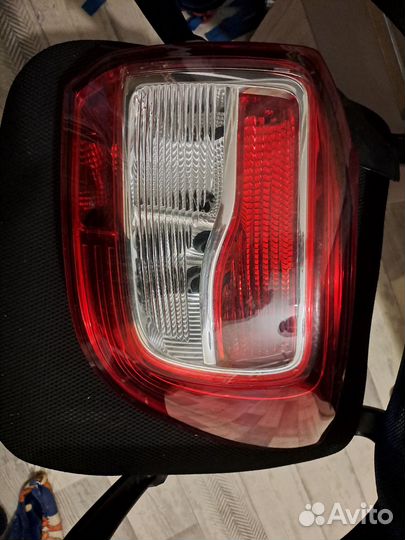 Задние фонарь Логан 2