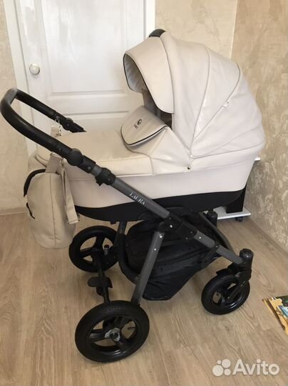Коляска 3 в 1 Legacy Laura экокожа