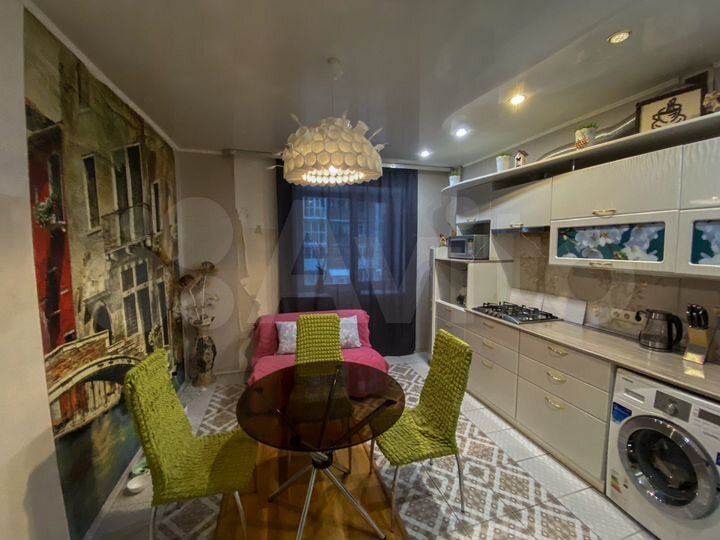 2-к. квартира, 75 м², 2/8 эт.