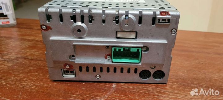 Магнитола hu833