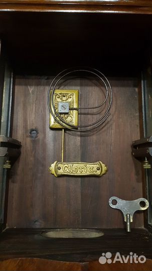 Настенные часы с боем. Gustav Becker