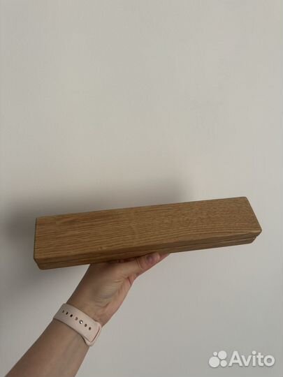 Полка ключница настенная из дерева дуба новая