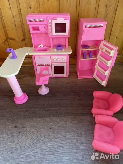 Бронь Кукольный домик для кукол / барби мебель
