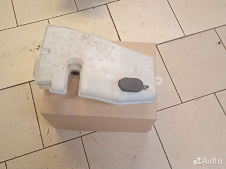 Бачок омывателя рено логан